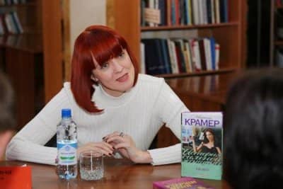 Марина Крамер писательница